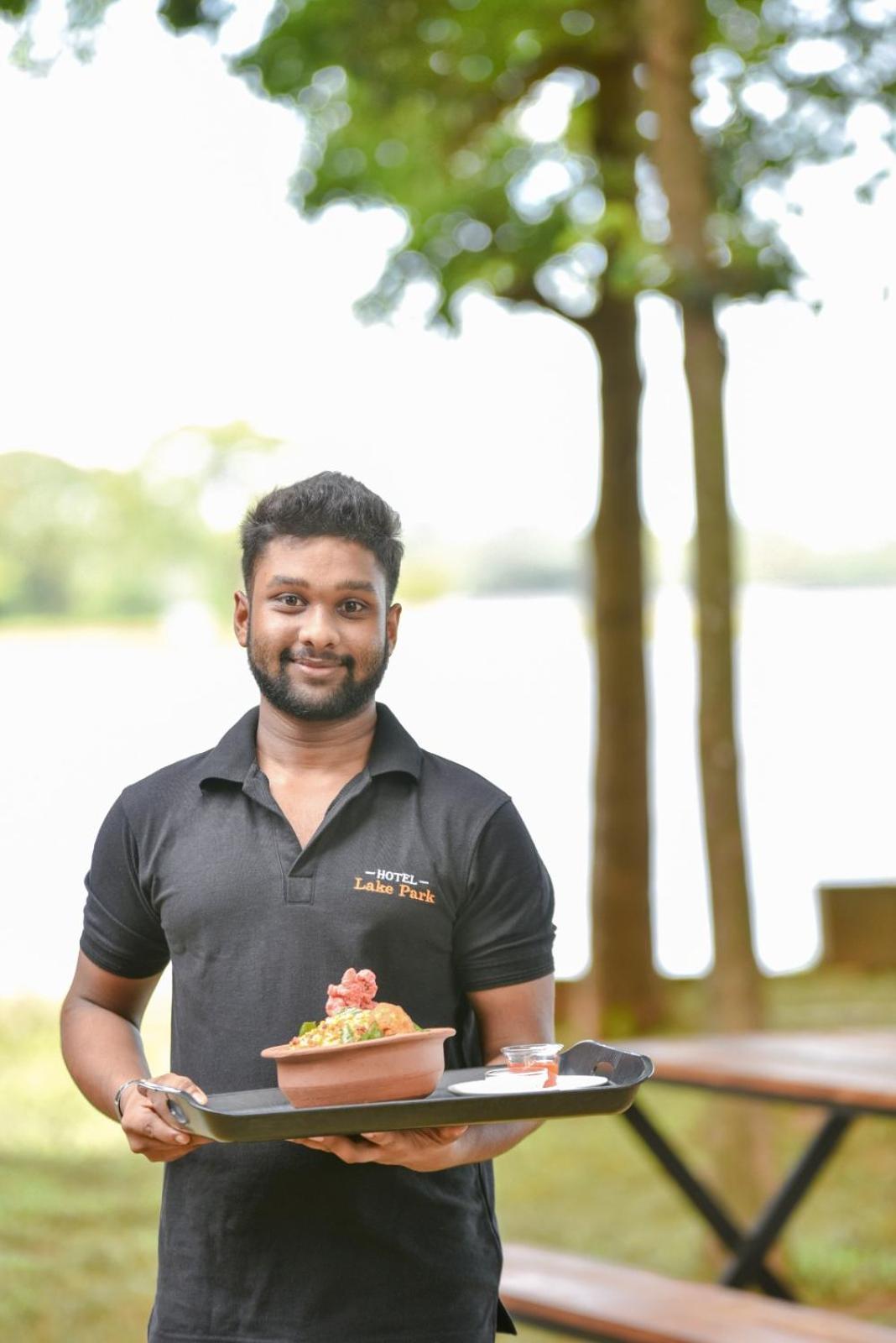 Hotel Lake Park Polonnaruwa Exterior foto